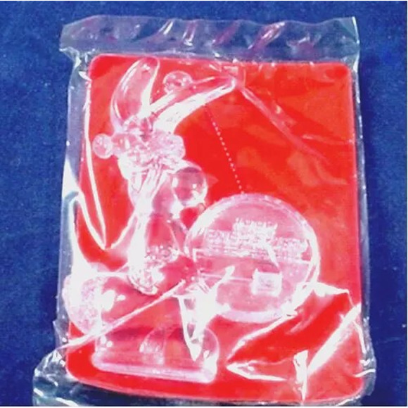 Energizer Bunny Clear Acrylic Christmas Ornament Vintage 1992 Everready Battery - Picture 1 of 2